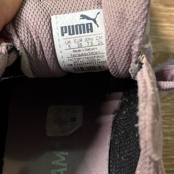 Lavender Pumas - Picture 5 of 5